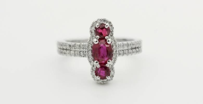 Украшения с розовым кварцем для Овнов: подходят или нет?