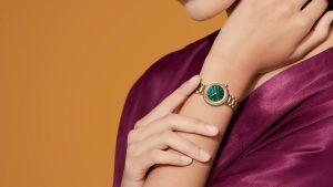 Украшения с малахитом для Рыб: подходят или нет?