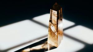 Украшения с раухтопазом для Рыб: подходят или нет?