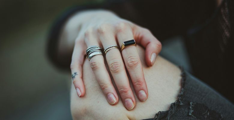 Украшения с раухтопазом для Раков: подходят или нет?