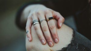 Украшения с раухтопазом для Раков: подходят или нет?