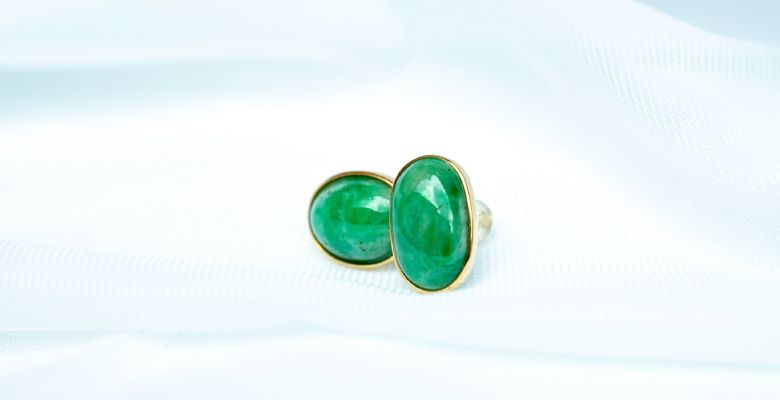 Украшения с жадеитом для Близнецов: подходят или нет?