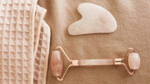 Украшения с розовым кварцем для Рыб: подходят или нет?