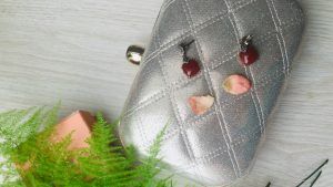 Можно ли сочетать сердолик и розовый кварц с визуальной и магической точек зрения