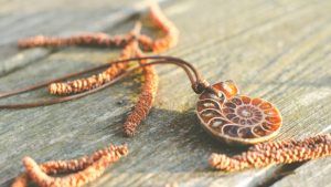 Подвески с ракушками: как носить в любое время?