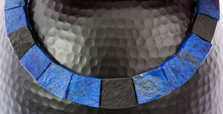 колье с лазуритом