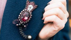 Подходят ли украшения с рубинами рыжеволосым