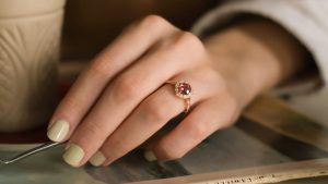 Украшения со шпинелью для Близнецов: подходят или нет?