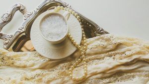 Какой жемчуг больше всего подходит русоволосым дамам?