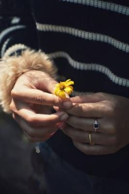 кольцо со шпинелью