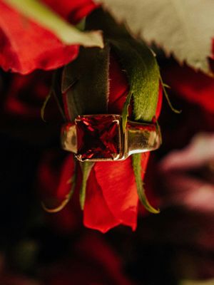 кольцо с рубином