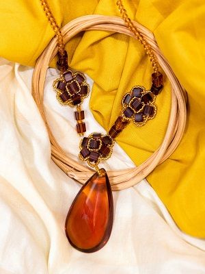 колье с Янтарем