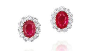 Рубины и цветные бриллианты – фавориты предстоящего аукциона Phillips Рубины и цветные бриллианты – фавориты предстоящего аукциона Phillips