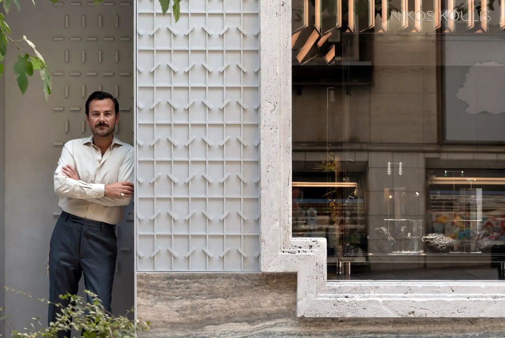 Ювелирный бизнес Никоса Кулиса, ч. 1