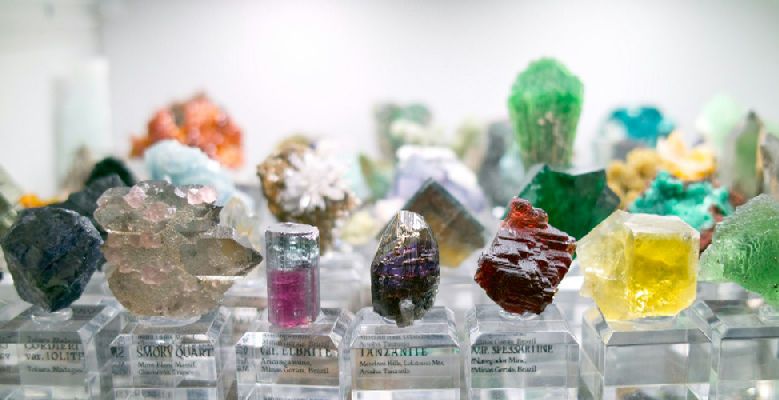 Украшения с турмалинами для Водолеев: подходят или нет?