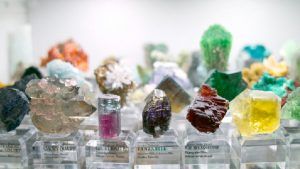 Украшения с турмалинами для Водолеев: подходят или нет?