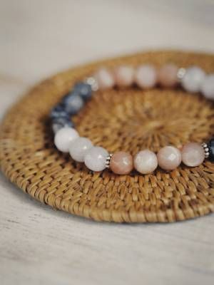 браслет с кахолонгом