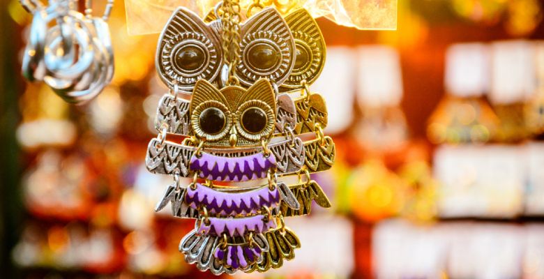 Подвески с совами: как носить эти веселые украшения