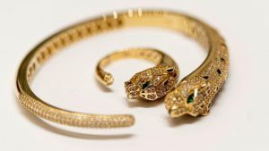 Подходят ли украшения с гранатом блондинкам