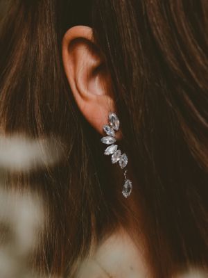 серьги с бриллиантом