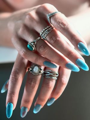 кольцо с лунным камнем