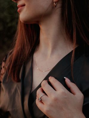 кольцо с бриллиантом