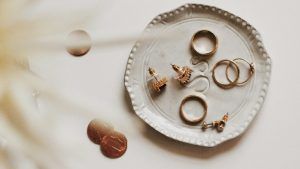 Можно ли золотые украшения вернуть в магазин после покупки