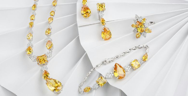 Подходят ли украшения с цитрином рыжеволосым?