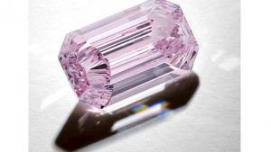 7-каратный розовый бриллиант оценен в $ 4,25 млн