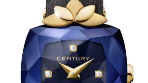 Часы Bolero от Century с корпусом, вырезанным из сапфира