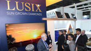 Lusix продана двум компаниям за 4 миллиона долларов США Lusix продана двум компаниям за 4 миллиона долларов США