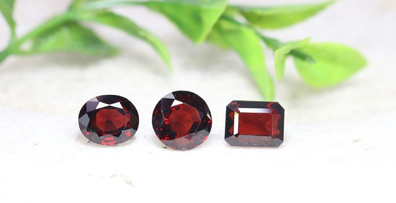 История и легенды граната в мире ювелирных украшений