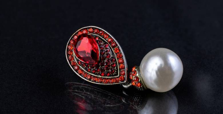 Какие камни не рекомендуется носить Близнецам, рожденным в год Крысы