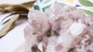 Какие камни не рекомендуется носить Близнецам, рожденным в год Змеи