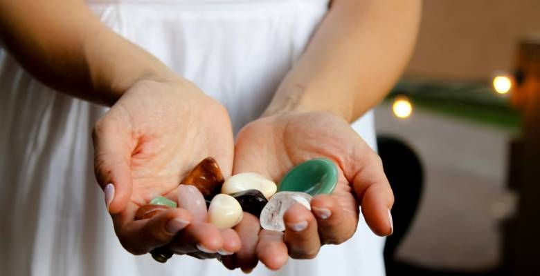 Какие камни не рекомендуется носить Скорпионам, рожденным в год Лошади