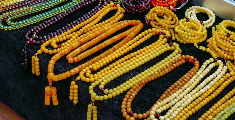 Какие камни не рекомендуется носить Змееносцам, рожденным в год Лошади