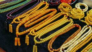 Какие камни не рекомендуется носить Змееносцам, рожденным в год Лошади