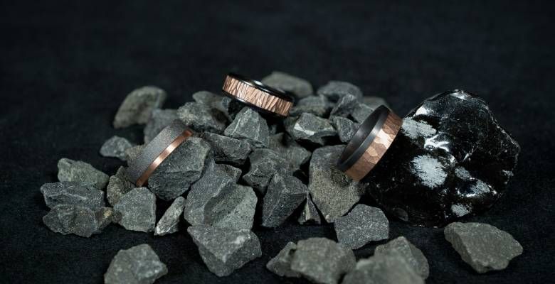 Какие камни не рекомендуется носить Змееносцам, рожденным в год Тигра