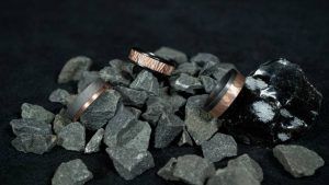 Какие камни не рекомендуется носить Змееносцам, рожденным в год Тигра