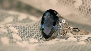 Какие камни не рекомендуется носить Овнам, рожденным в год Свиньи