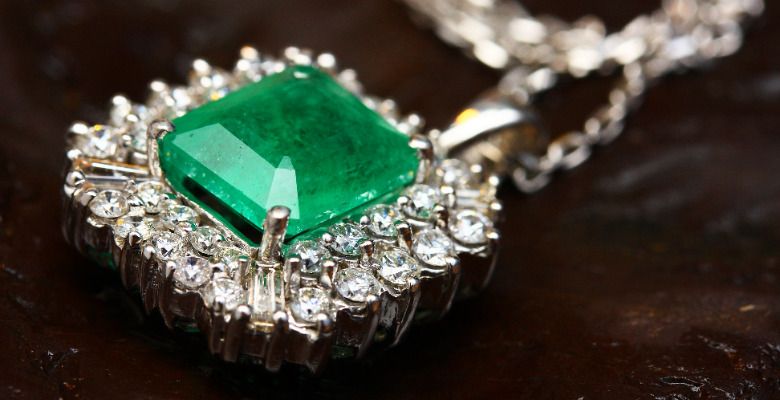 Какие камни не рекомендуется носить Овнам, рожденным в год Крысы