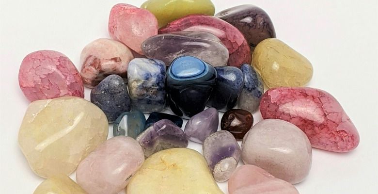 Какие камни не рекомендуется носить Ракам, рожденным в год Свиньи