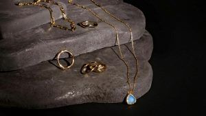 Какие камни не рекомендуется носить Девам, рожденным в год Дракона