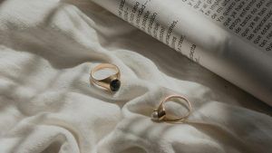 Какие камни не рекомендуется носить Девам, рожденным в год Кролика (Кота)