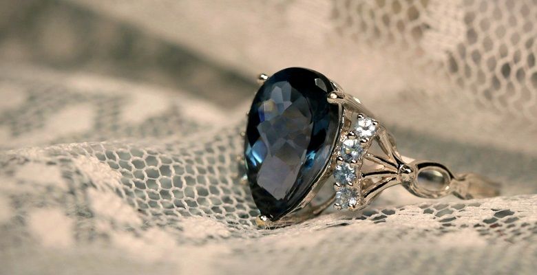 Какие камни не рекомендуется носить Львам, рожденным в год Обезьяны