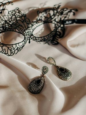 серьги с гематитом