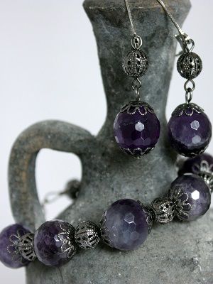 украшения с аметистом