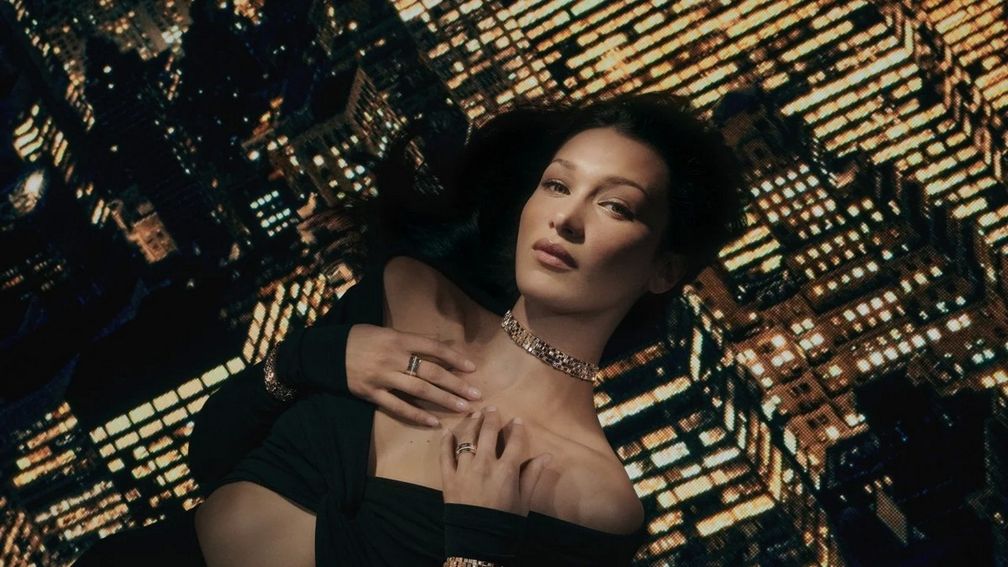 Белла Хадид в рекламной кампании коллекции Ice Cube от Chopard Белла Хадид в рекламной кампании коллекции Ice Cube от Chopard