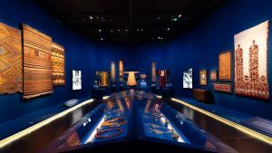 Разнообразие марокканских ювелирных изделий на выставке Разнообразие марокканских ювелирных изделий на выставке