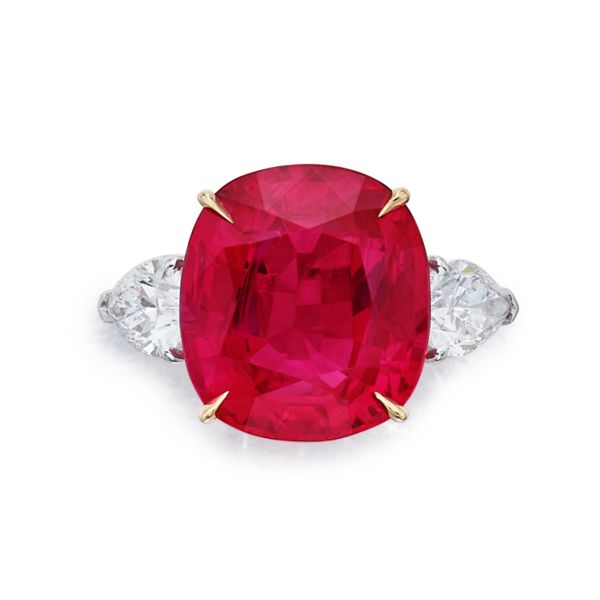Кольцо с бирманским рубином весом 10,33 карата, продано за 5,5 миллиона долларов Кольцо с бирманским рубином весом 10,33 карата, продано за 5,5 миллиона долларов